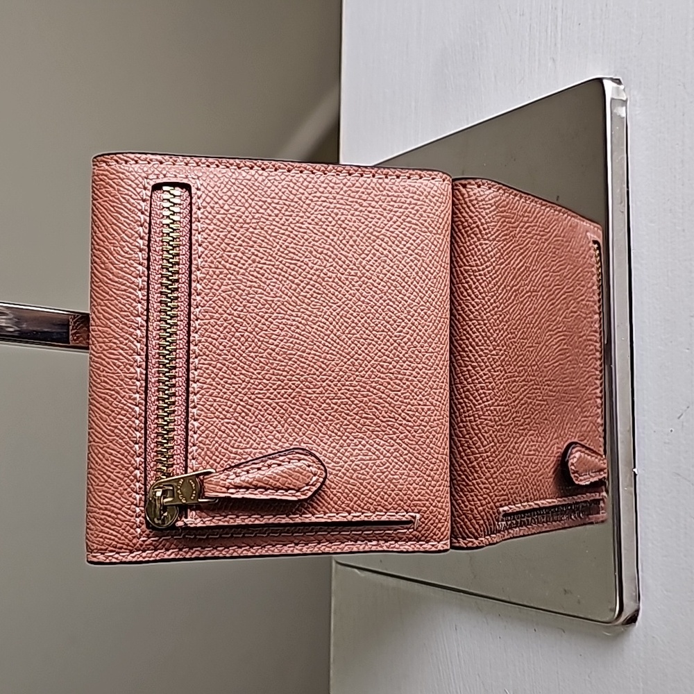 COACH F87588 Peach Crossgrain Leather Compact Trifold Wallet EUC - Picture 4 of 9
